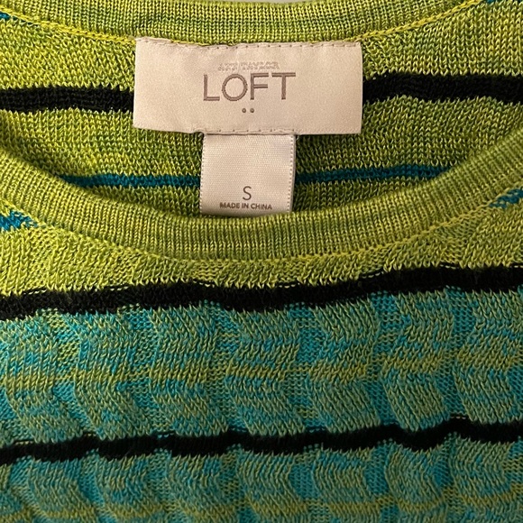 Ombré Coloring Sweater Tank Top - Picture 9 of 10